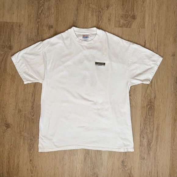 Symantec Graphic T-Shirt Serving The Connected World White XL Techwear - Picture 2 of 6